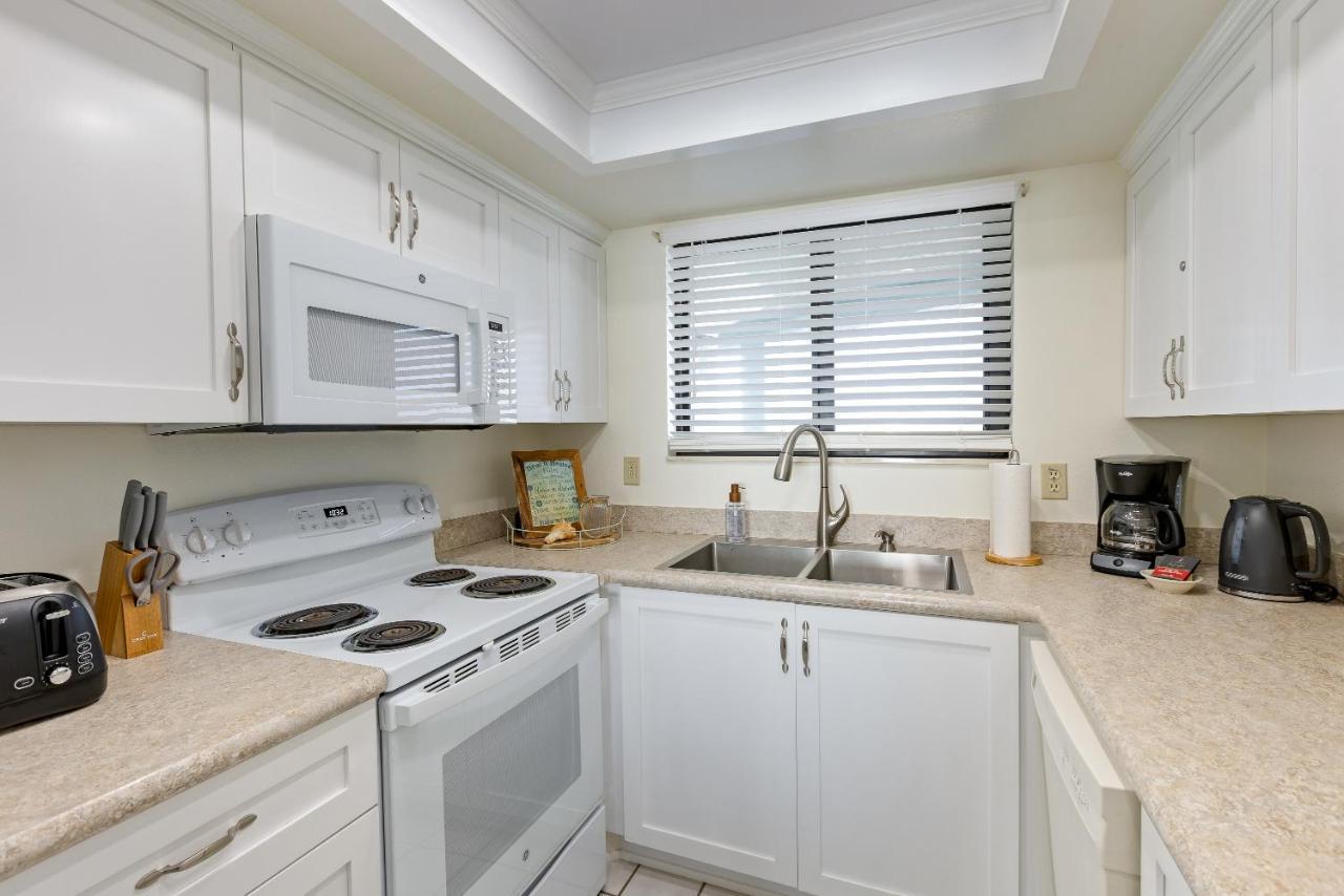 Ocean View With A Beachfront Pool At Ocean Trillium Condo ~ 403 ニュー・スマーナ・ビーチ エクステリア 写真
